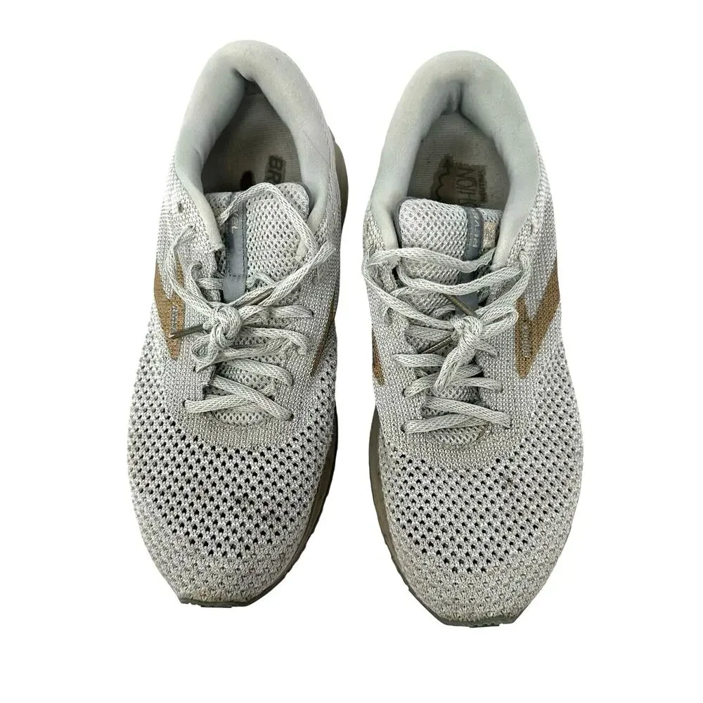 Brooks size 11